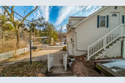 18 Diana Road, Ogden Dunes, IN 46368 - Photo 21