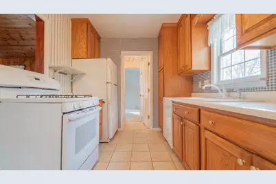 18 Diana Road, Ogden Dunes, IN 46368 - Photo 7