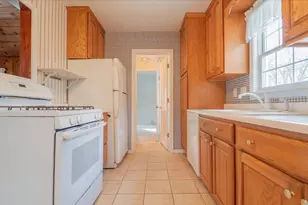 18 Diana Rd, Ogden Dunes, IN 46368 - Photo 7