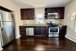 606 N Lindberg St, Griffith, IN 46319 - Photo 5