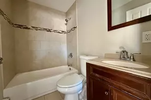 606 N Lindberg St, Griffith, IN 46319 - Photo 9