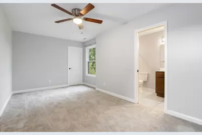 1070 Lakeview Drive, Hobart, IN 46342 - Photo 27