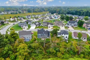 1070 Lakeview Dr, Hobart, IN 46342 - Photo 39