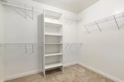 1070 Lakeview Drive, Hobart, IN 46342 - Photo 25