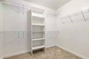 1070 Lakeview Dr, Hobart, IN 46342 - Photo 25