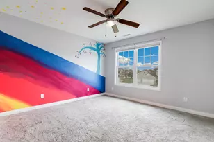 1070 Lakeview Dr, Hobart, IN 46342 - Photo 33