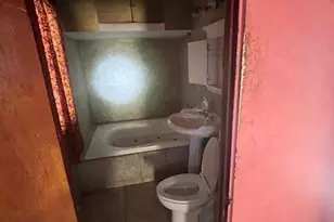 4019 Pennsylvania St, Gary, IN 46409 - Photo 5