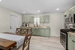 7849 Hanley St, Schererville, IN 46375 - Photo 5