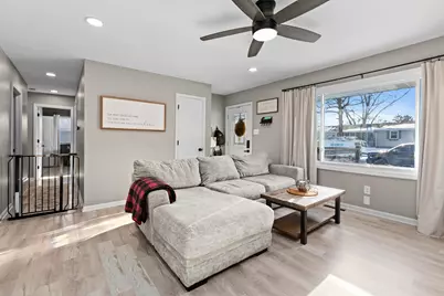 7849 Hanley Street, Schererville, IN 46375 - Photo 3