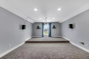 10427 N 600 W, Demotte, IN 46310 - Photo 15