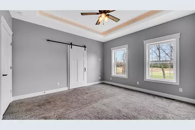 10427 N 600 W, Demotte, IN 46310 - Photo 11