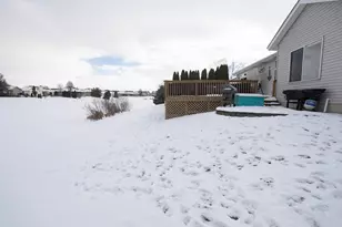 7546 Mary Kay Ct, Crown Point, IN 46307 - Photo 21