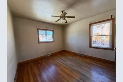 1593 Kenilworth Drive, Calumet City, IL 60409 - Photo 5