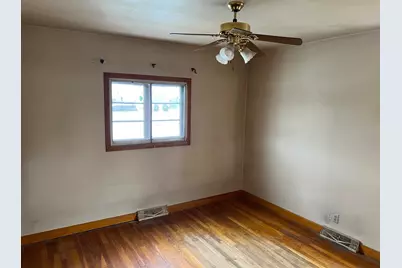 1593 Kenilworth Drive, Calumet City, IL 60409 - Photo 9