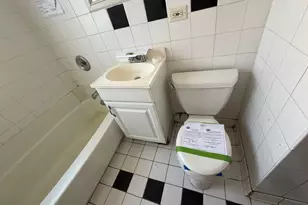 1593 Kenilworth Dr, Calumet City, IL 60409 - Photo 9