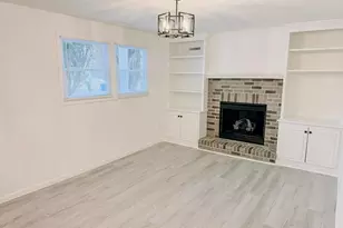 919 Seneca Dr, Crown Point, IN 46307 - Photo 5