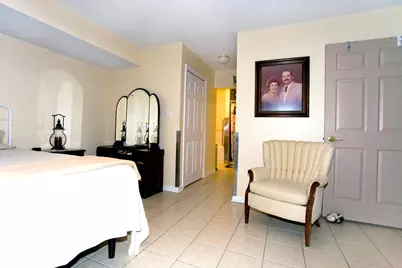 2525 Longwood Drive #101, Highland, IN 46322 - Photo 9