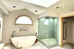 2480 E Lakeshore Dr, Crown Point, IN 46307 - Photo 49