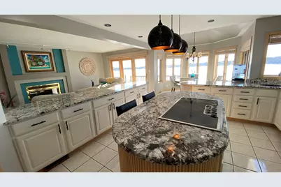 2480 E Lakeshore Drive, Crown Point, IN 46307 - Photo 23