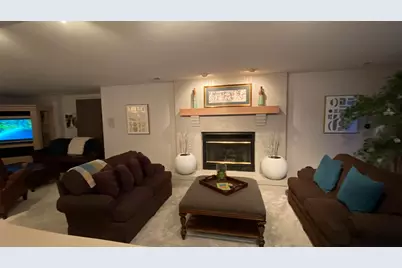 2480 E Lakeshore Drive, Crown Point, IN 46307 - Photo 127