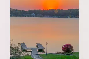 2480 E Lakeshore Dr, Crown Point, IN 46307 - Photo 155