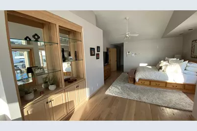 2480 E Lakeshore Drive, Crown Point, IN 46307 - Photo 43