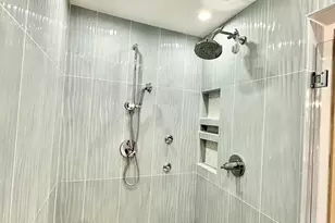 2480 E Lakeshore Dr, Crown Point, IN 46307 - Photo 57