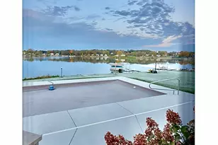 2480 E Lakeshore Dr, Crown Point, IN 46307 - Photo 153