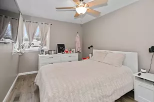 337 N Virginia St, Hobart, IN 46342 - Photo 7