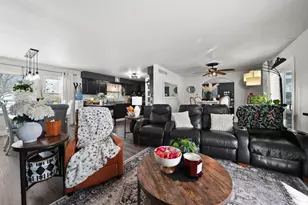 284 Castlewood Dr, Valparaiso, IN 46385 - Photo 29