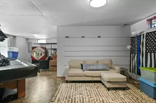 284 Castlewood Dr, Valparaiso, IN 46385 - Photo 41