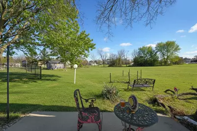 284 Castlewood Drive, Valparaiso, IN 46385 - Photo 15