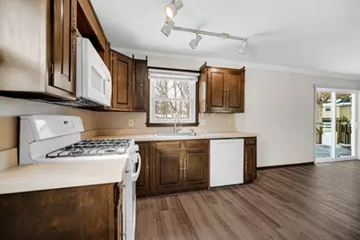 2044 Hidden Valley Drive, Crown Point, IN 46307 - Photo 9