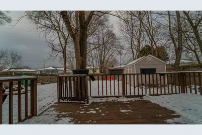 1058 W 61st Avenue, Merrillville, IN 46410 - Photo 25