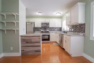 1058 W 61st Ave, Merrillville, IN 46410 - Photo 5