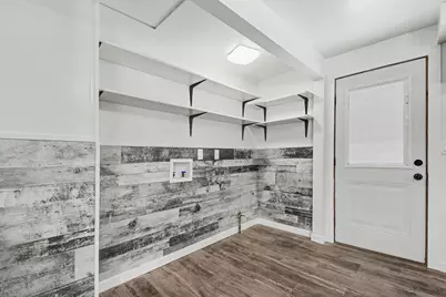 8172 E Emery Road, New Carlisle, IN 46552 - Photo 9