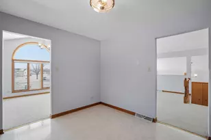 5125 Cardinal Ct, Schererville, IN 46375 - Photo 11