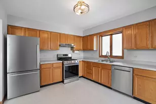 5125 Cardinal Ct, Schererville, IN 46375 - Photo 9