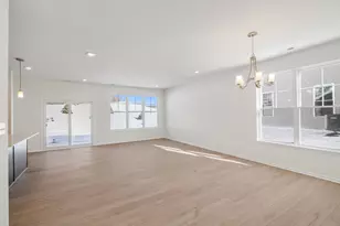 4060 Reflection Pl, Valparaiso, IN 46385 - Photo 5