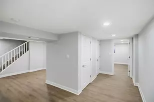 537 Harrison St, Gary, IN 46402 - Photo 19