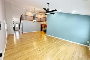 1176 Sawgrass Dr, Griffith, IN 46319 - Photo 7