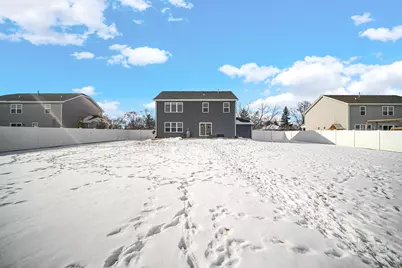 8825 Marquette Street, Saint John, IN 46373 - Photo 29