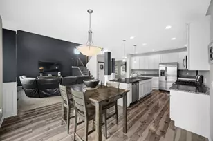 8825 Marquette St, Saint John, IN 46373 - Photo 7