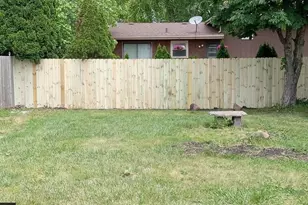 1819 Magnolia Ln, Munster, IN 46321 - Photo 25