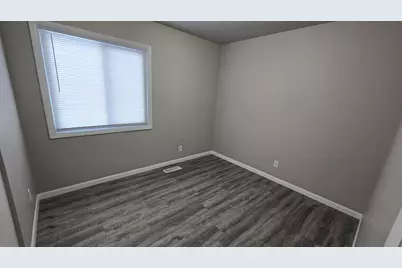 7730 Rhode Island Court, Hammond, IN 46323 - Photo 9