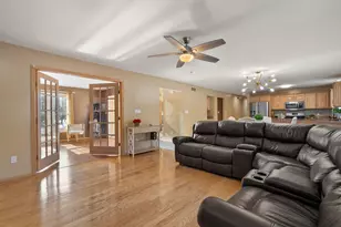 13280 Monix Dr, Saint John, IN 46373 - Photo 15