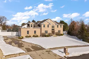 13280 Monix Dr, Saint John, IN 46373 - Photo 1