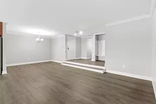 2545 E Lakeshore Dr, Crown Point, IN 46307 - Photo 5