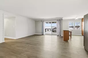 2545 E Lakeshore Dr, Crown Point, IN 46307 - Photo 9