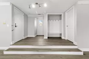 2545 E Lakeshore Dr, Crown Point, IN 46307 - Photo 3